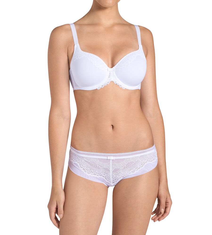 Beauty-Full Darling Hipster
